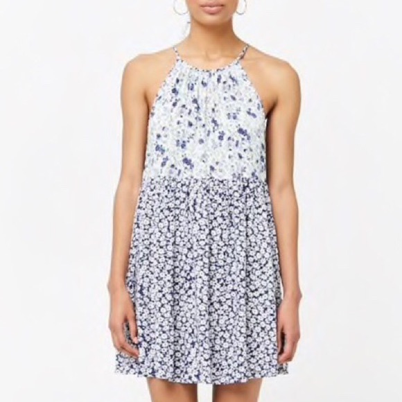 Forever 21 Floral Self Tie Swing Dress - Picture 3 of 5